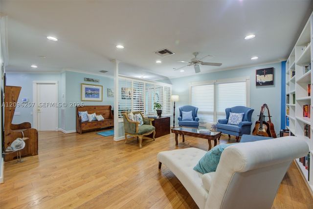 3660 N 53rd Ave, Hollywood, FL 33021