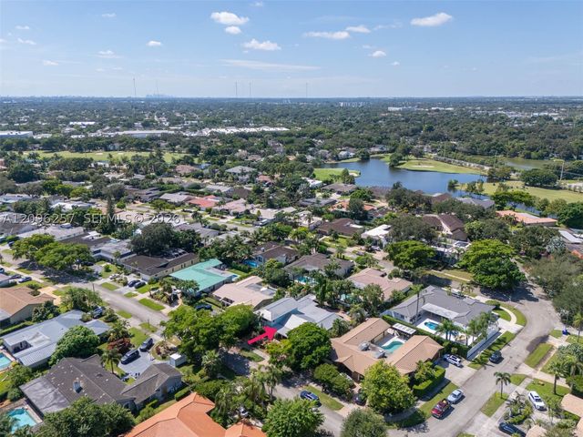 3660 N 53rd Ave, Hollywood, FL 33021