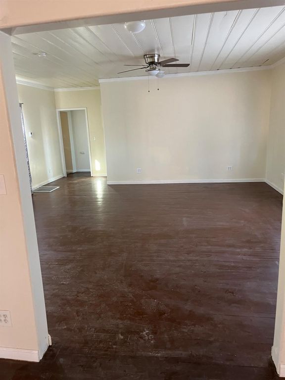 Image 12 of property listing at 2145 Dairy Avenue # A, Corcoran, CA 93212