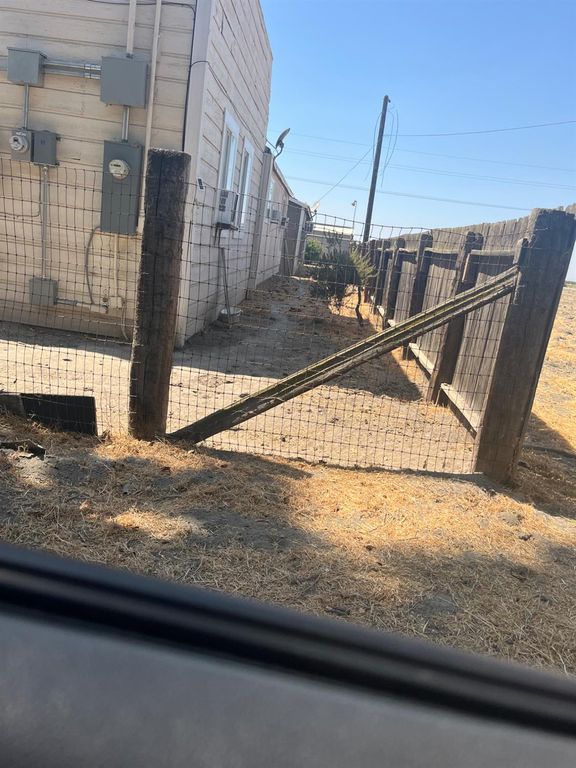 Image 5 of property listing at 2145 Dairy Avenue # A, Corcoran, CA 93212