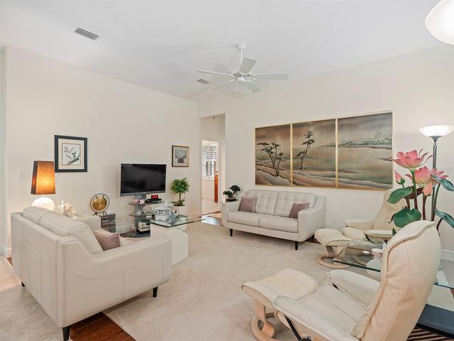 8348 BRIDGEPORT BAY CIRCLE, Mount Dora, FL 32757