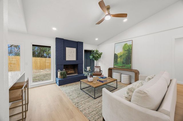 11815 Eubank DR, Austin, TX 78758