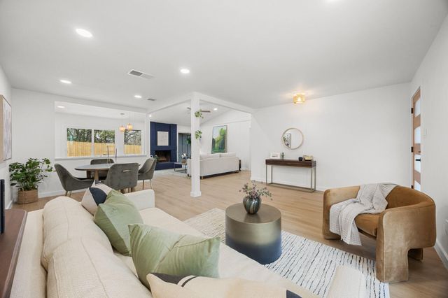 11815 Eubank DR, Austin, TX 78758