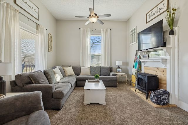 15 Switchboard Rd, Brush Creek, TN 38547