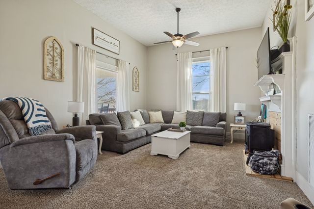 15 Switchboard Rd, Brush Creek, TN 38547