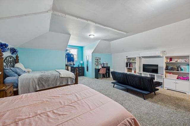 15 Switchboard Rd, Brush Creek, TN 38547