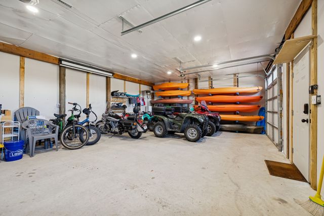 15 Switchboard Rd, Brush Creek, TN 38547