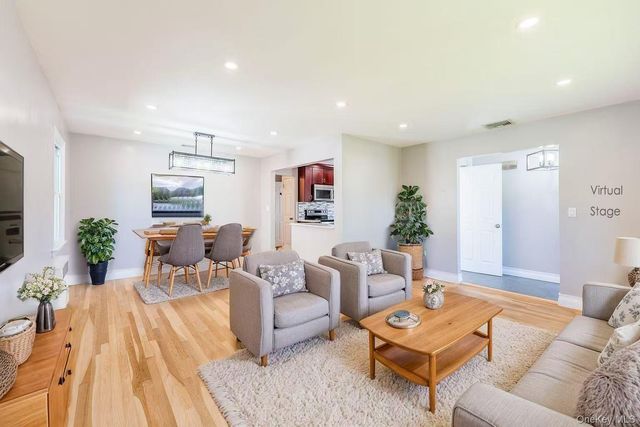 1253 Raymond, North Bellmore, NY 11710