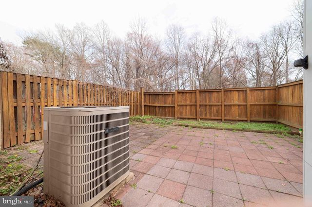 5569 CAITHNESS CT, Fairfax, VA 22032