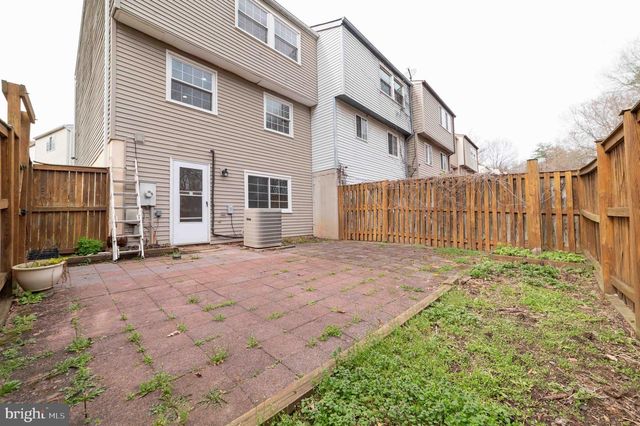 5569 CAITHNESS CT, Fairfax, VA 22032