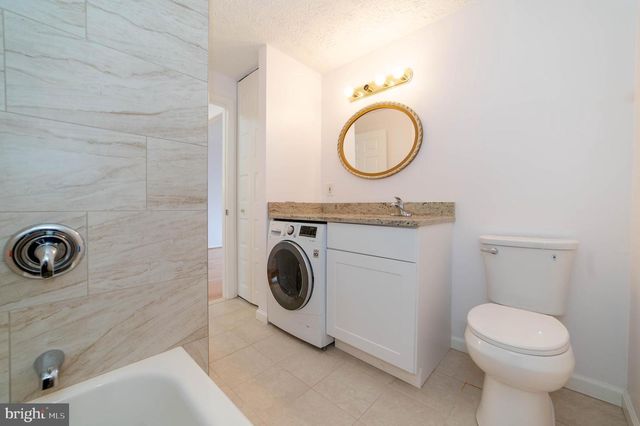 5569 CAITHNESS CT, Fairfax, VA 22032