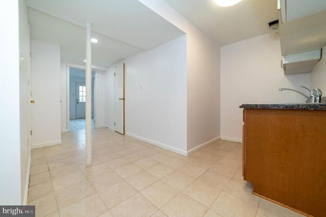 5569 CAITHNESS CT, Fairfax, VA 22032