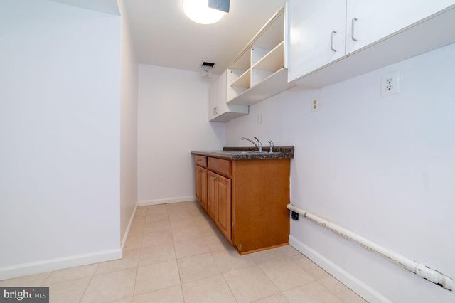 5569 CAITHNESS CT, Fairfax, VA 22032