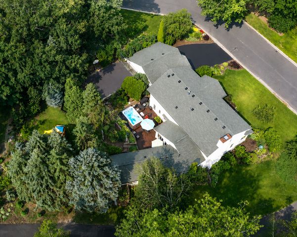 1364 Chatterton Court, Eagan, MN 55123
