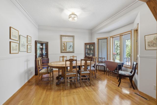 1364 Chatterton Court, Eagan, MN 55123