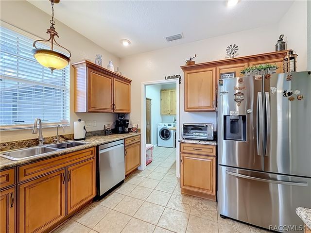 803 Crestview Circle N, Wildwood, FL 34785