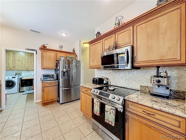 803 Crestview Circle N, Wildwood, FL 34785