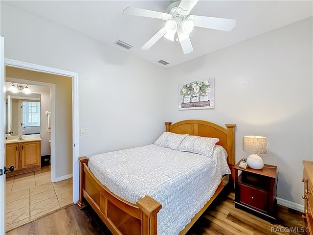 803 Crestview Circle N, Wildwood, FL 34785