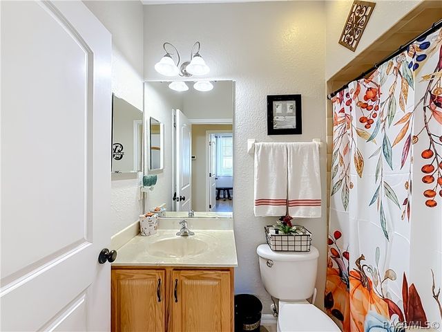 803 Crestview Circle N, Wildwood, FL 34785