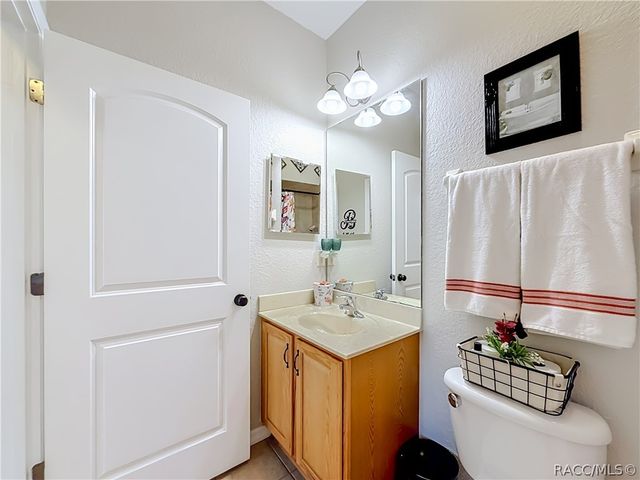 803 Crestview Circle N, Wildwood, FL 34785