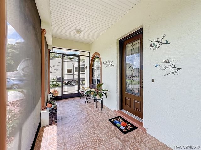 803 Crestview Circle N, Wildwood, FL 34785