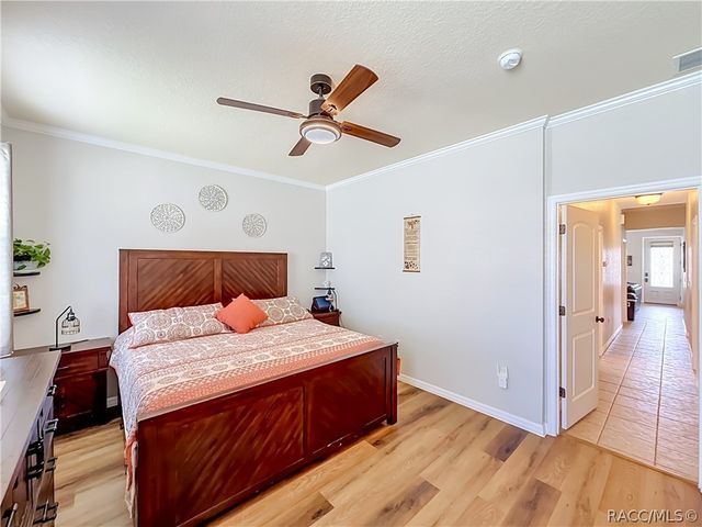 803 Crestview Circle N, Wildwood, FL 34785