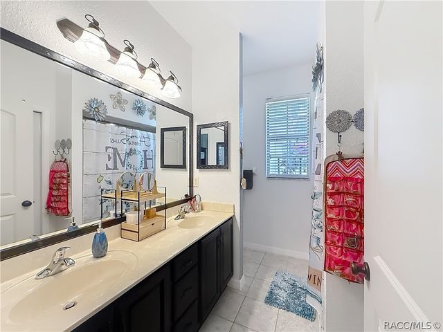 803 Crestview Circle N, Wildwood, FL 34785