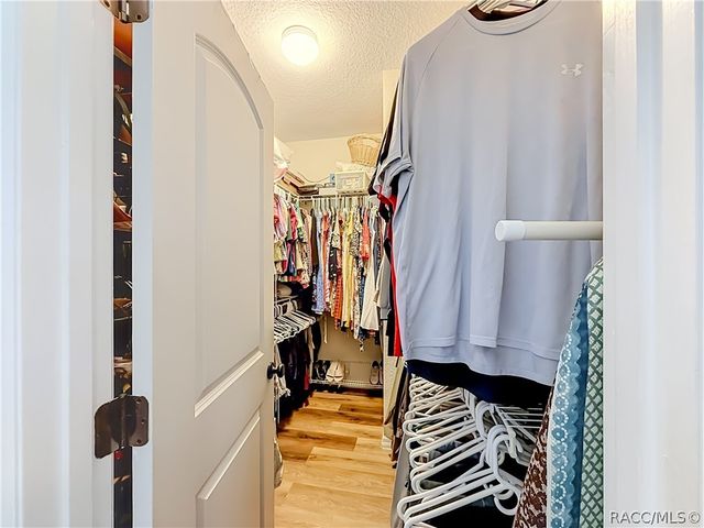 803 Crestview Circle N, Wildwood, FL 34785
