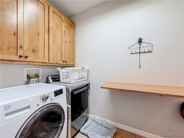 803 Crestview Circle N, Wildwood, FL 34785