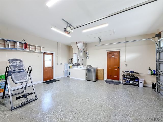 803 Crestview Circle N, Wildwood, FL 34785