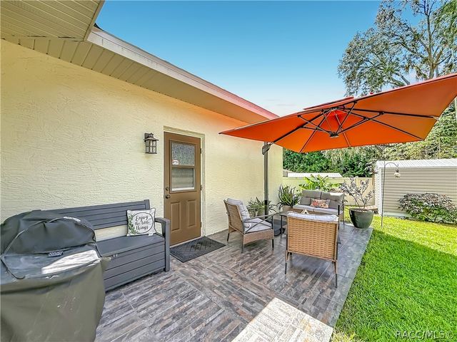 803 Crestview Circle N, Wildwood, FL 34785