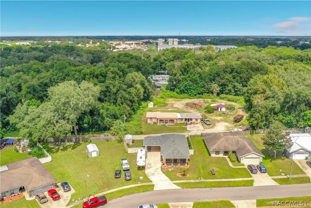 803 Crestview Circle N, Wildwood, FL 34785