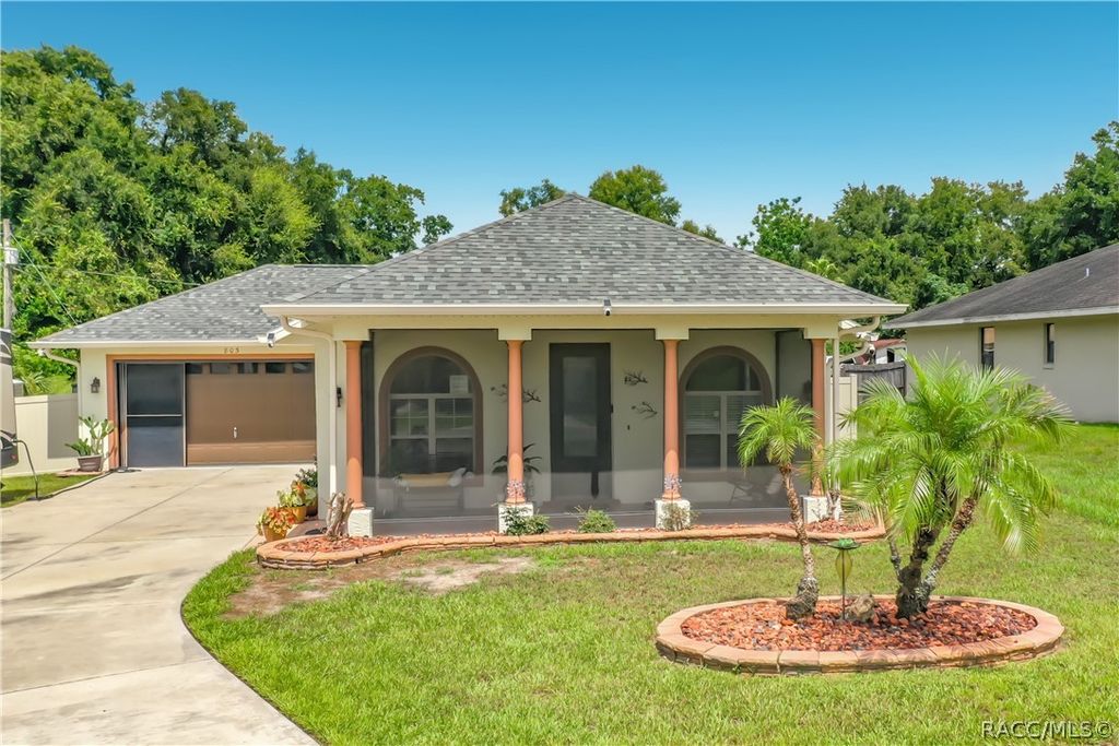 803 Crestview Circle N, Wildwood, FL 34785