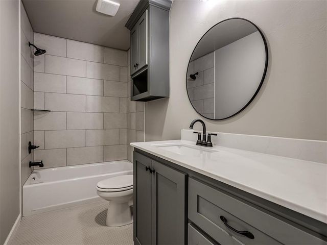 11917 Rockbed Drive, Yukon, OK 73099