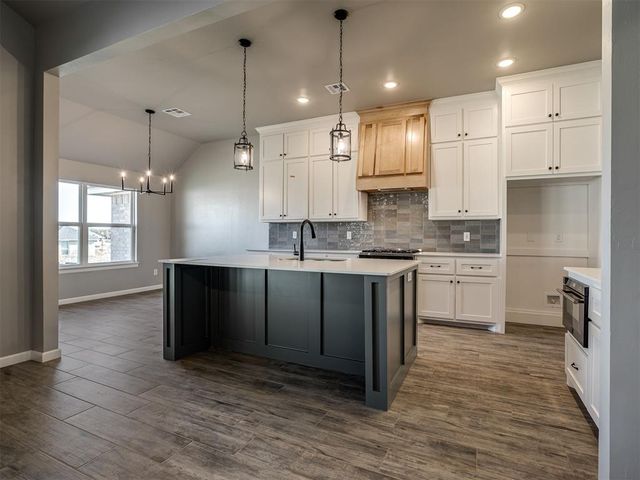 11917 Rockbed Drive, Yukon, OK 73099