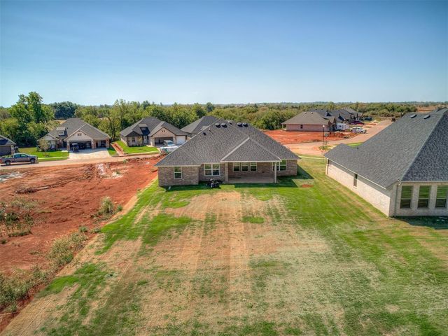11917 Rockbed Drive, Yukon, OK 73099