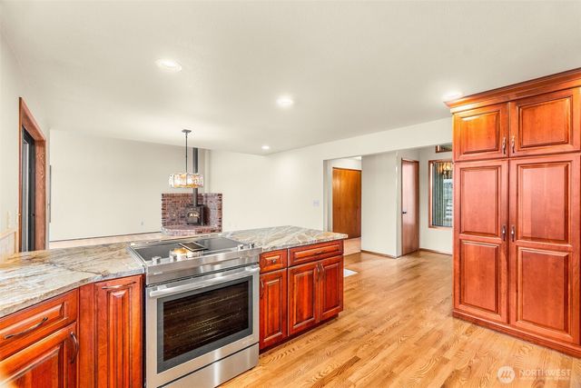 812 San Francisco Avenue NE, Olympia, WA 98506