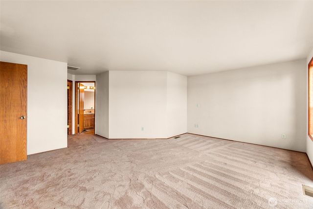 812 San Francisco Avenue NE, Olympia, WA 98506