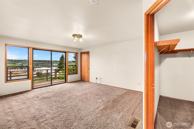 812 San Francisco Avenue NE, Olympia, WA 98506