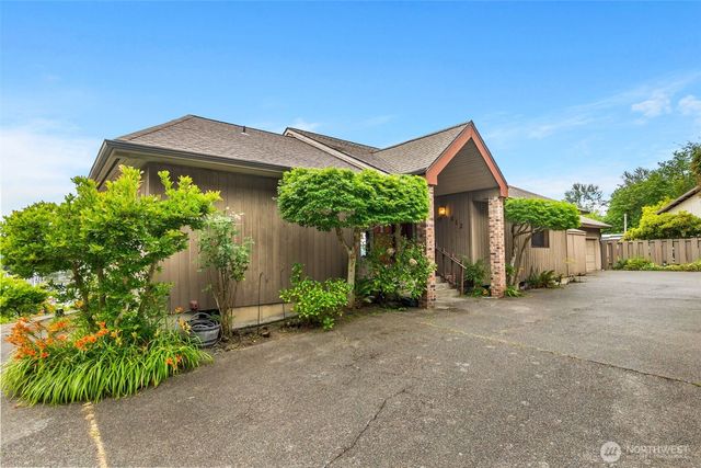 812 San Francisco Avenue NE, Olympia, WA 98506