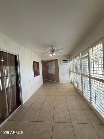 14023 N NEWCASTLE Drive, Sun City, AZ 85351