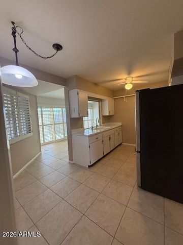 14023 N NEWCASTLE Drive, Sun City, AZ 85351