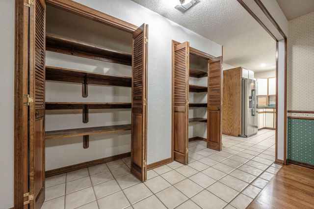 2515 Edgewater Drive, Niceville, FL 32578
