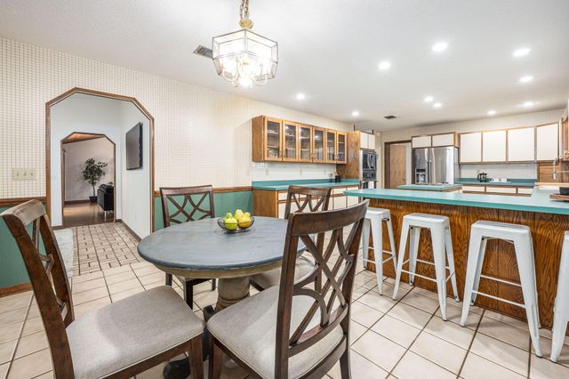 2515 Edgewater Drive, Niceville, FL 32578