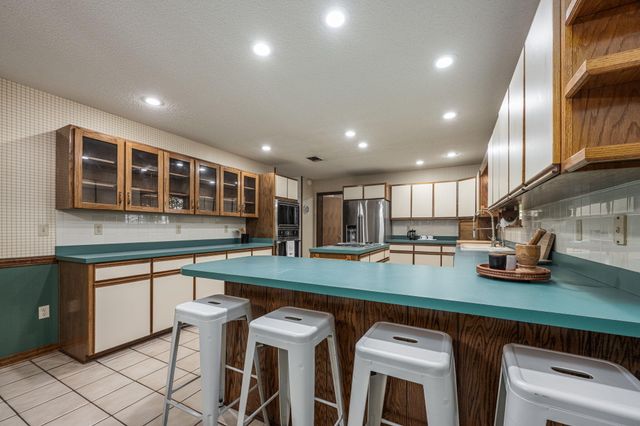 2515 Edgewater Drive, Niceville, FL 32578