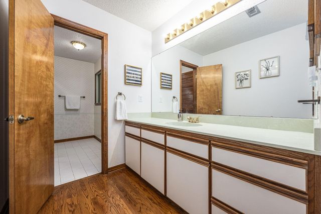 2515 Edgewater Drive, Niceville, FL 32578