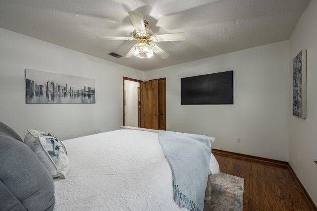 2515 Edgewater Drive, Niceville, FL 32578