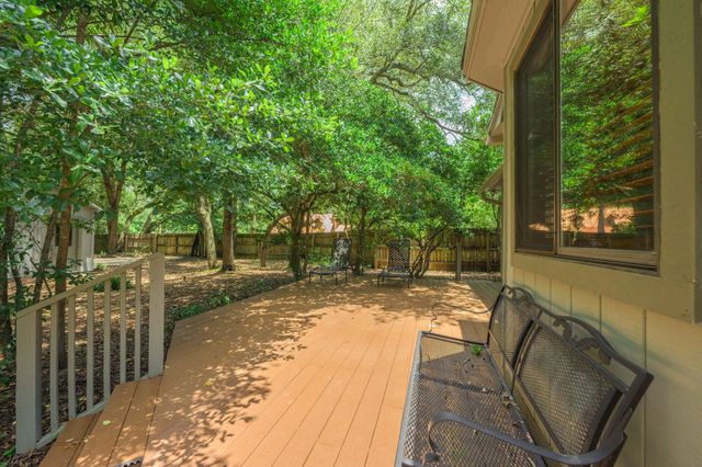 2515 Edgewater Drive, Niceville, FL 32578