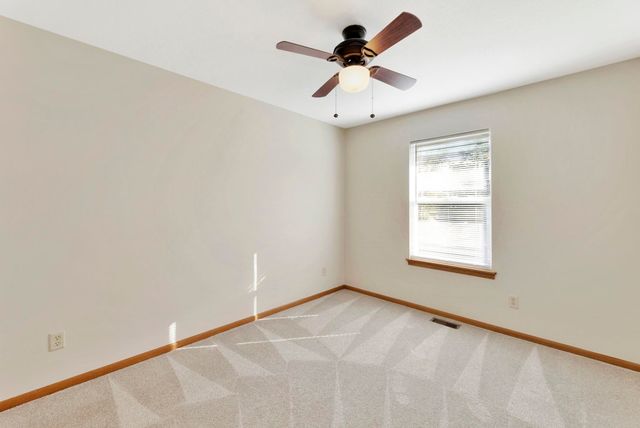 6105 W 34th St N, Wichita, KS 67205