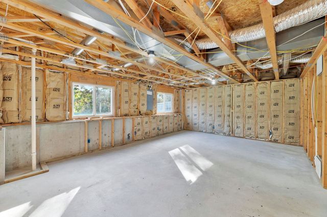 6105 W 34th St N, Wichita, KS 67205